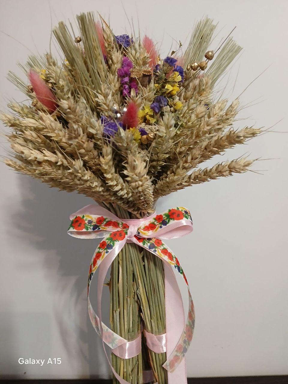 Дидух рождественский из колосья пшеницы/льна и овса на трех ножках 50-55 см с лентой вышиванкой Розовый (2822847172) - фото 8 Дидух рождественский из колосья пшеницы/льна и овса на трех ножках 50-55 см с лентой вышиванкой Розовый (2822847172) - фото 8