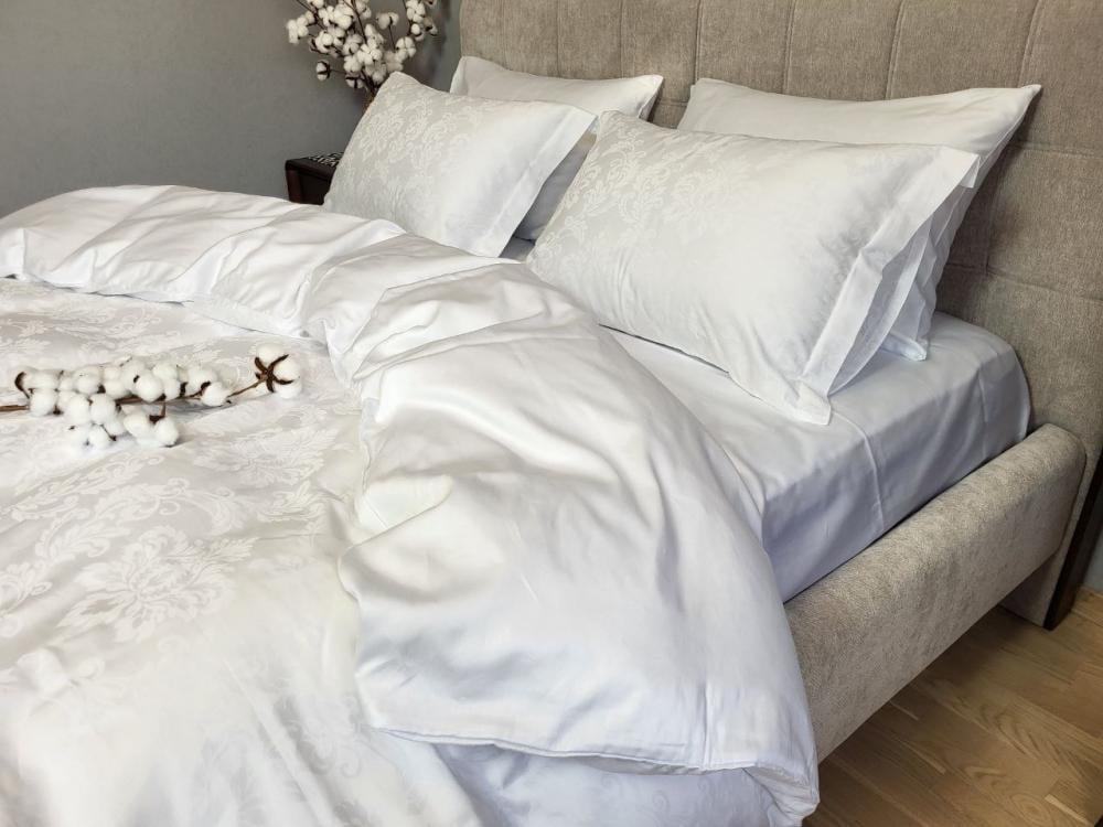 Комплект постельного белья Мир сатин жаккард Premium евро/наволочки 50х70/70х70 см Tiara White (6130) - фото 3