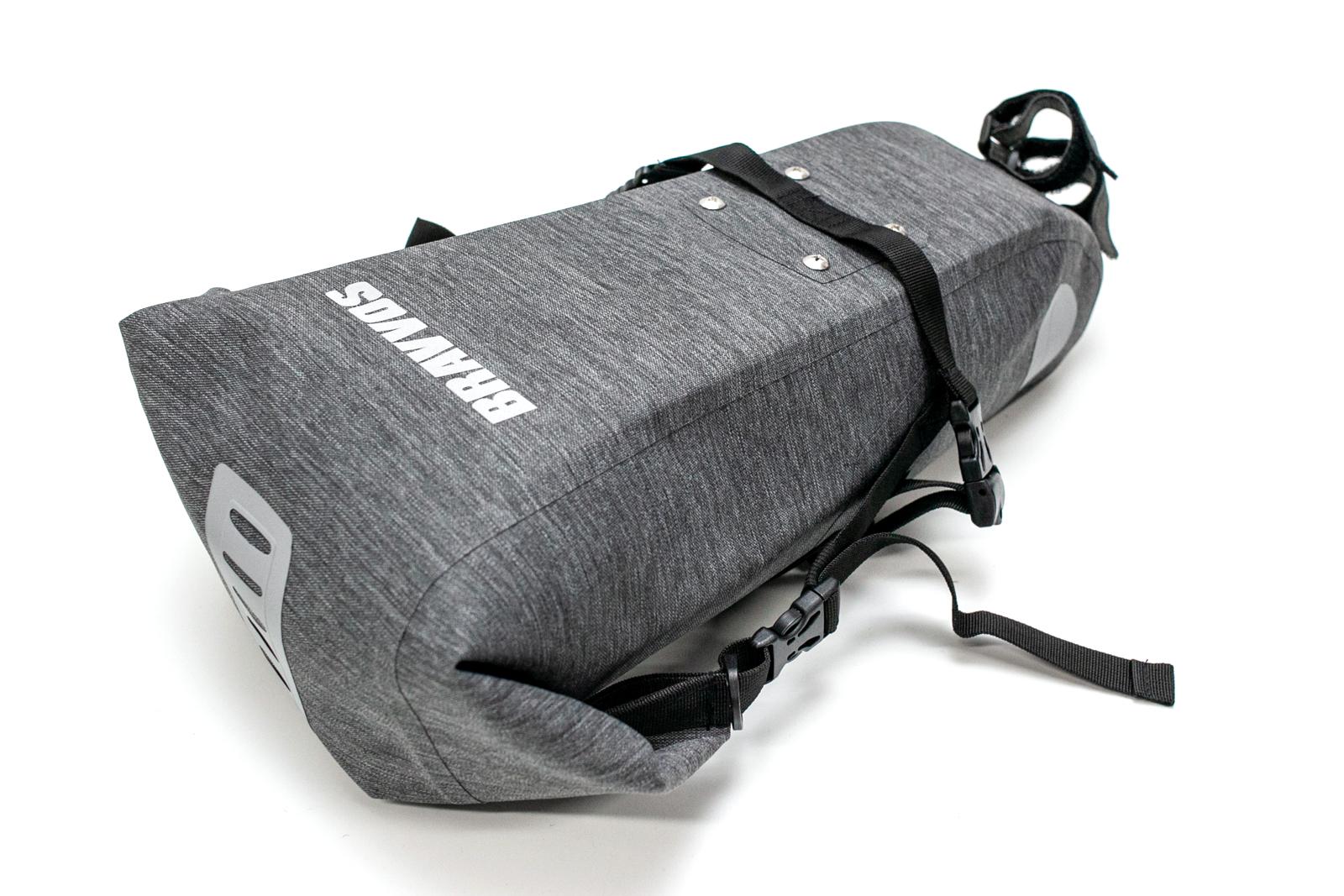 Велосумка байкпакінг під сідло BRAVVOS A2-402 водовідштовхування 62x14x14 см