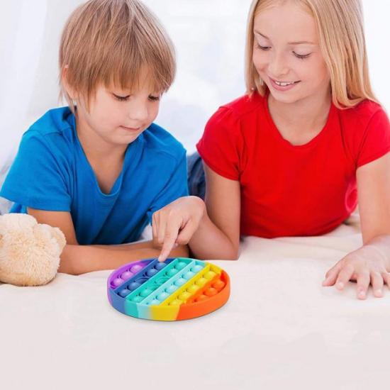 Игрушка-антистресс бесконечная пузырька Pop It круг Rainbow (126212) - фото 4 Игрушка-антистресс бесконечная пузырька Pop It круг Rainbow (126212) - фото 4