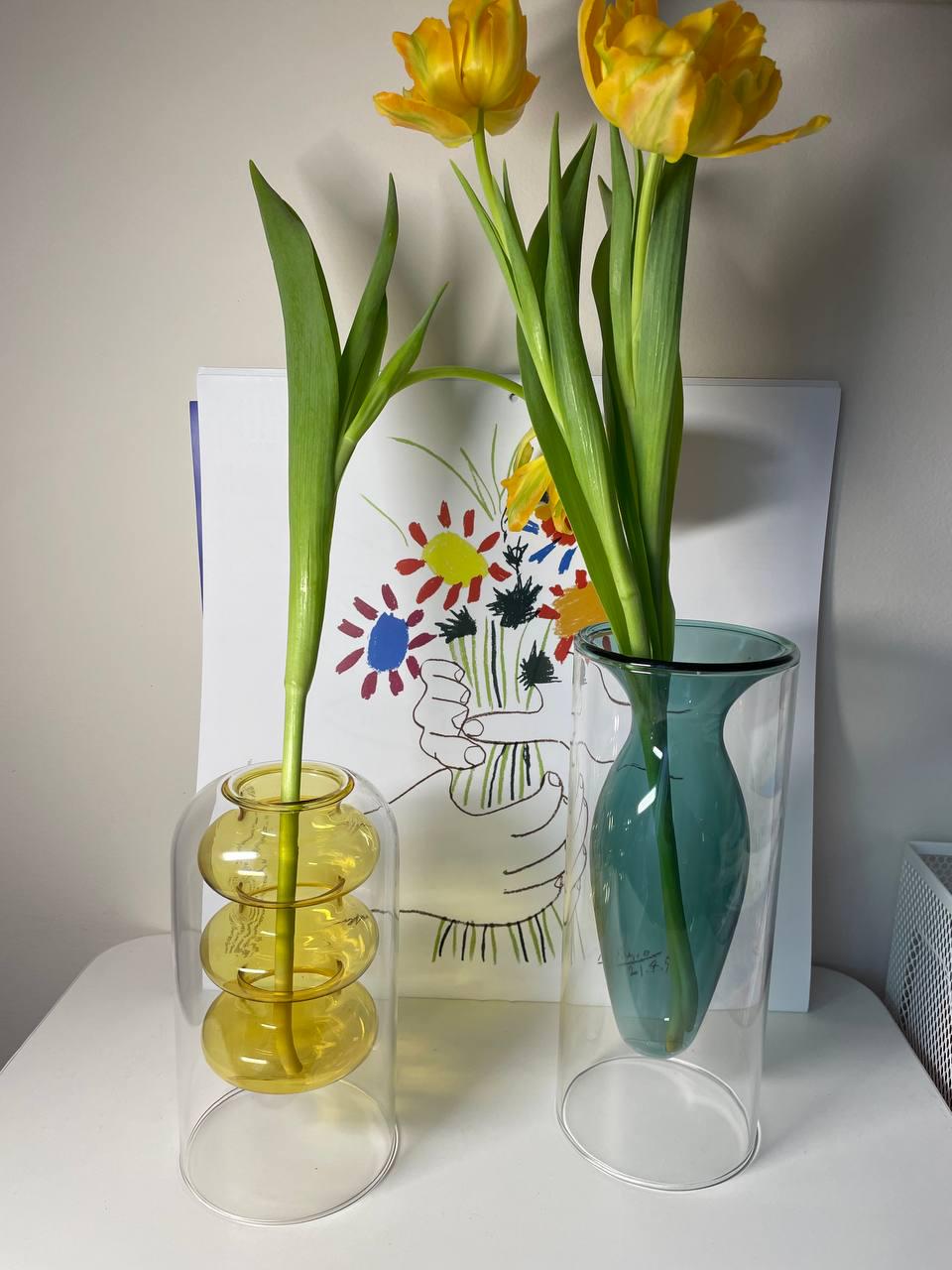 Ваза стеклянная с нежной голубой вставкой внутри. Прозрачный (AWN-00440) - фото 2 Ваза стеклянная с нежной голубой вставкой внутри. Прозрачный (AWN-00440) - фото 2