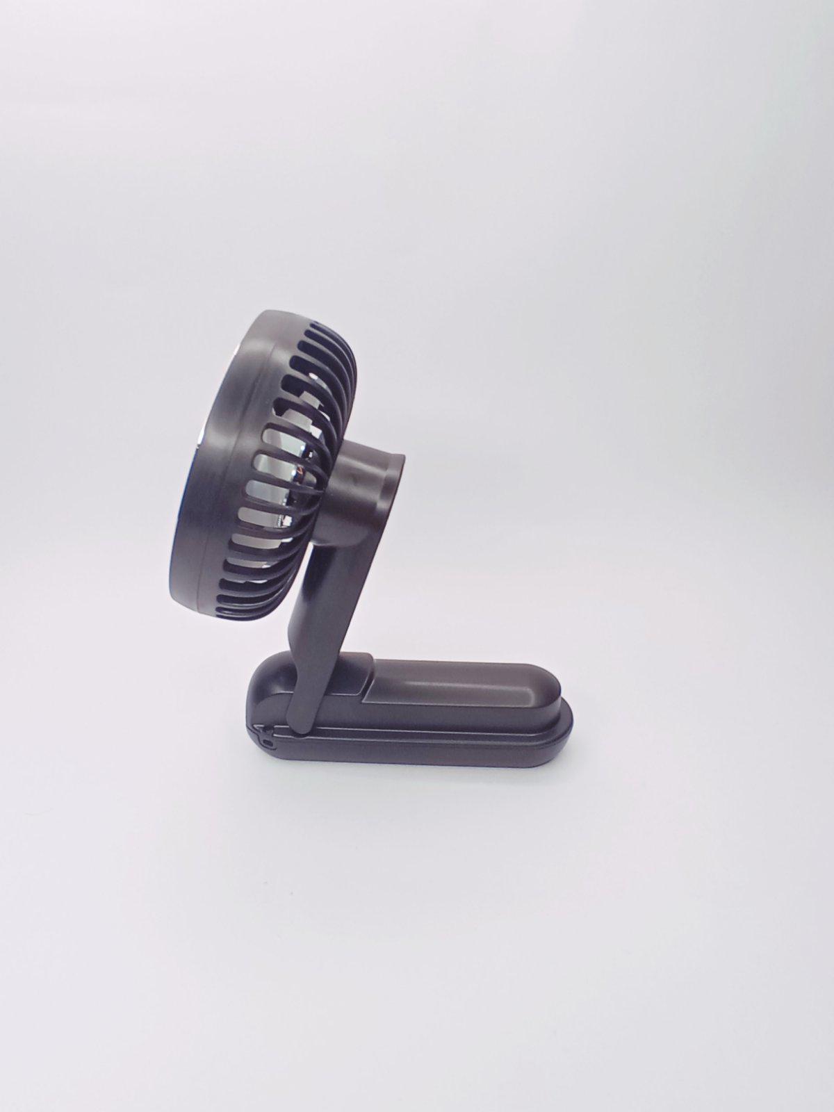 Вентилятор аккумуляторний USB з дисплеєм Fan F18 2000 mAh Чорний - фото 13 Вентилятор аккумуляторний USB з дисплеєм Fan F18 2000 mAh Чорний - фото 13