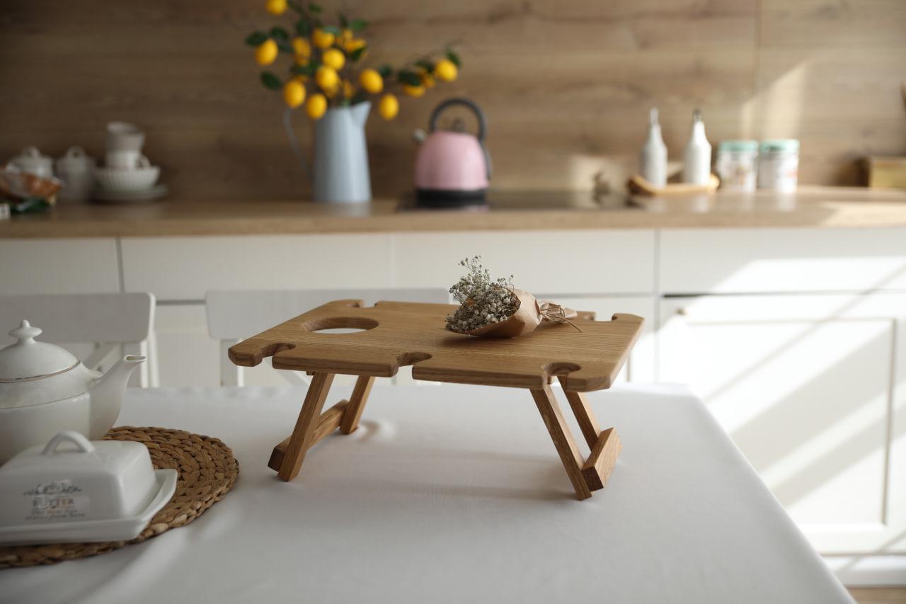 Столик винний Кемпінг з дуба під 6 бокалів для подачі фруктів/закусок/сиру 40х30х17 см (WDT-3.2) - фото 2 Столик винний Кемпінг з дуба під 6 бокалів для подачі фруктів/закусок/сиру 40х30х17 см (WDT-3.2) - фото 2