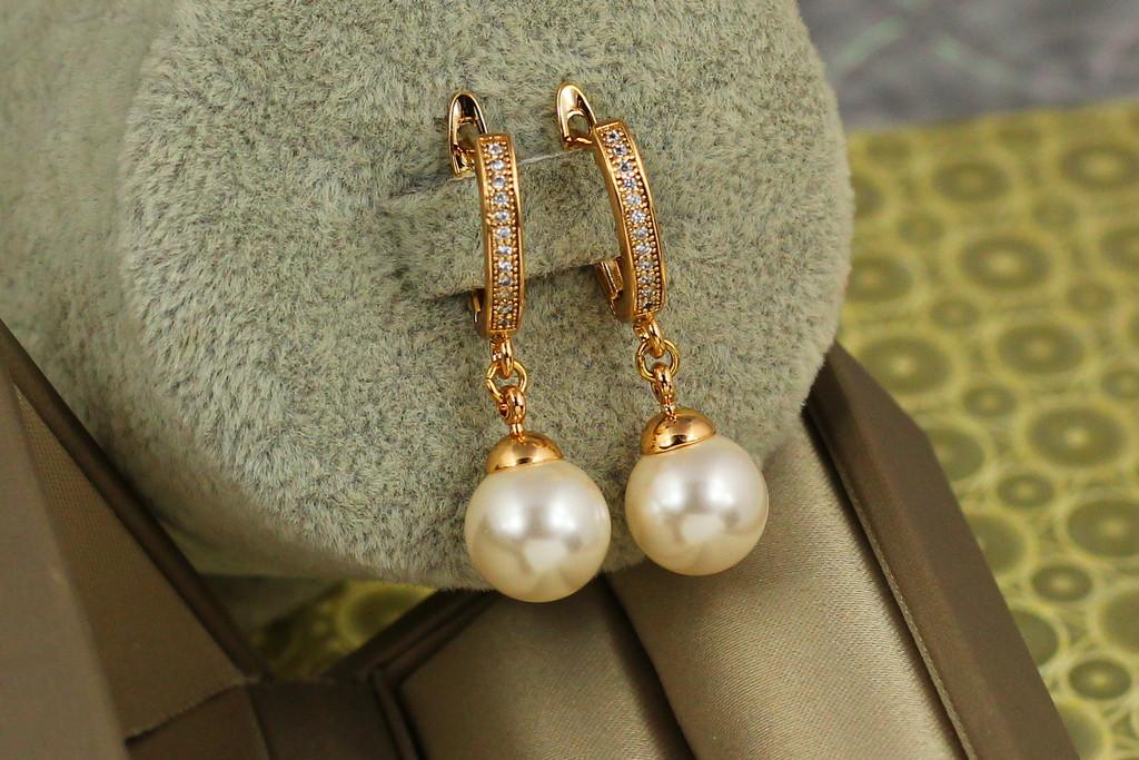Серьги подвески Xuping Jewelry с жемчугом Персей 3,3 см Золотистый (2190433793)