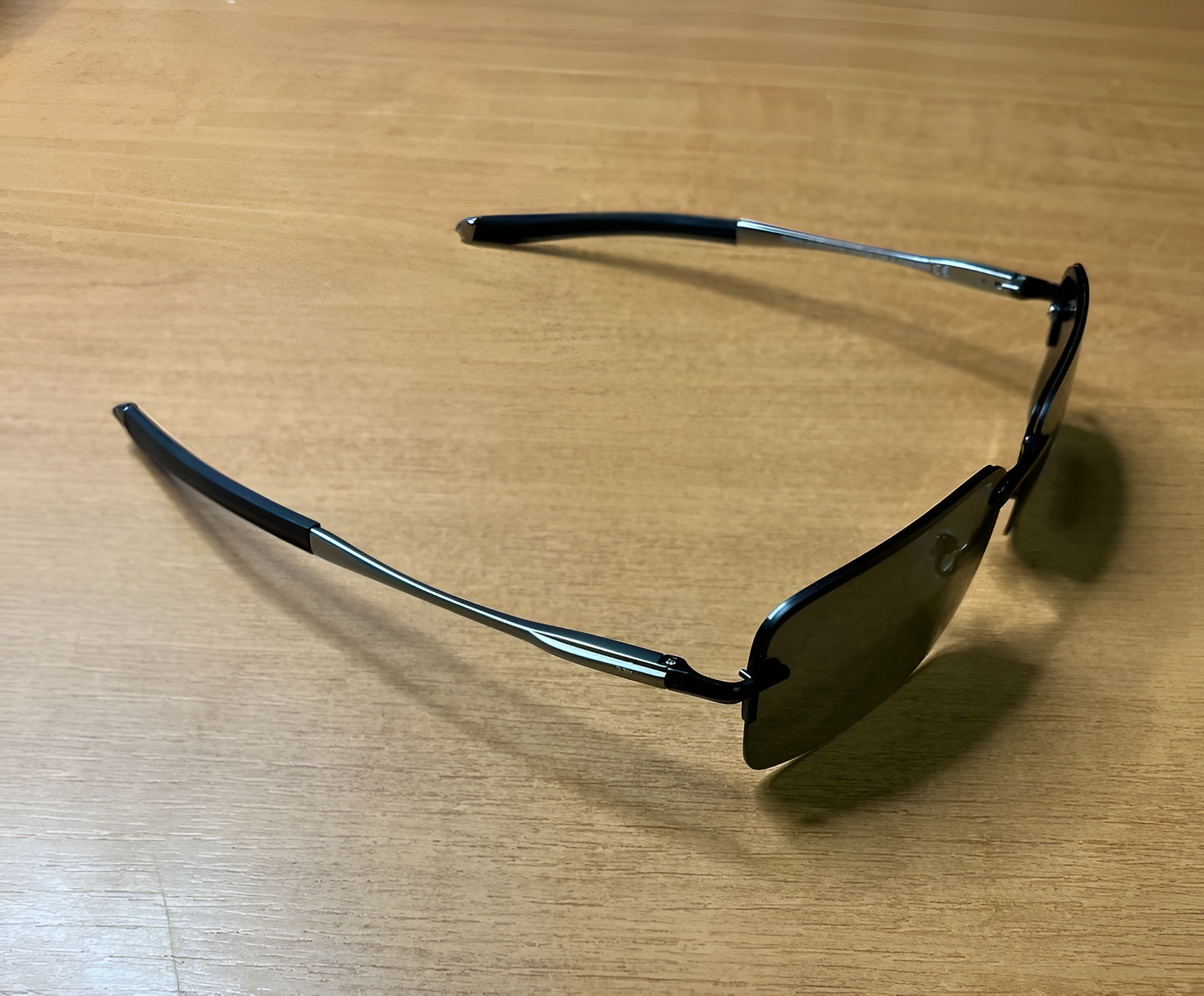 Сонцезахисні окуляри чоловічі Polaroid поляризаційні антиблікові квадратні Чорний матовий/Сіро-зелений (9e1f34a0) - фото 4