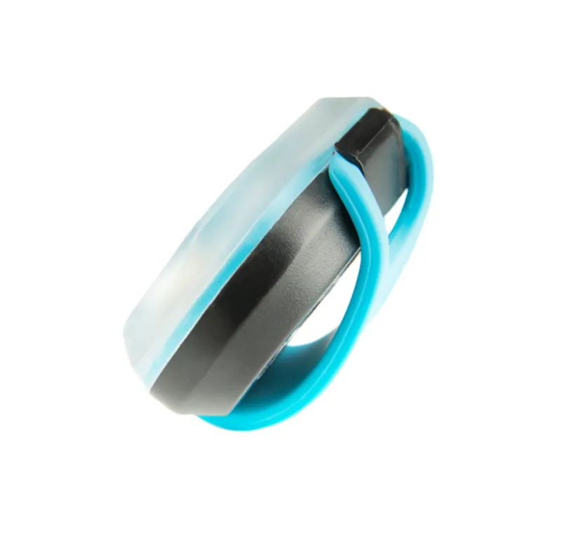 Фонарик на ошейник для собак Max&Molly Matrix Ultra LED Safety/Cube светодиодный Голубой (24763205) - фото 2 Фонарик на ошейник для собак Max&Molly Matrix Ultra LED Safety/Cube светодиодный Голубой (24763205) - фото 2