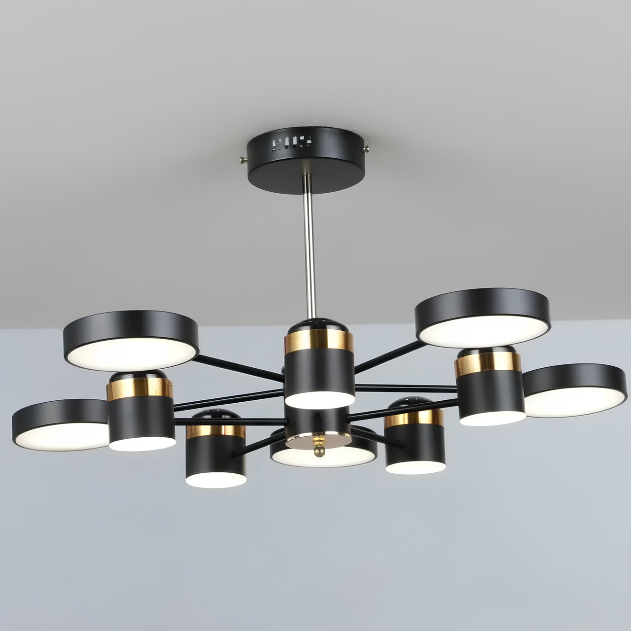 Люстра светодиодная Sirius с круглыми рассеивателями 3000-6500K 300W Черный/Золотой (B YH1102/5+5 BK+FGD)