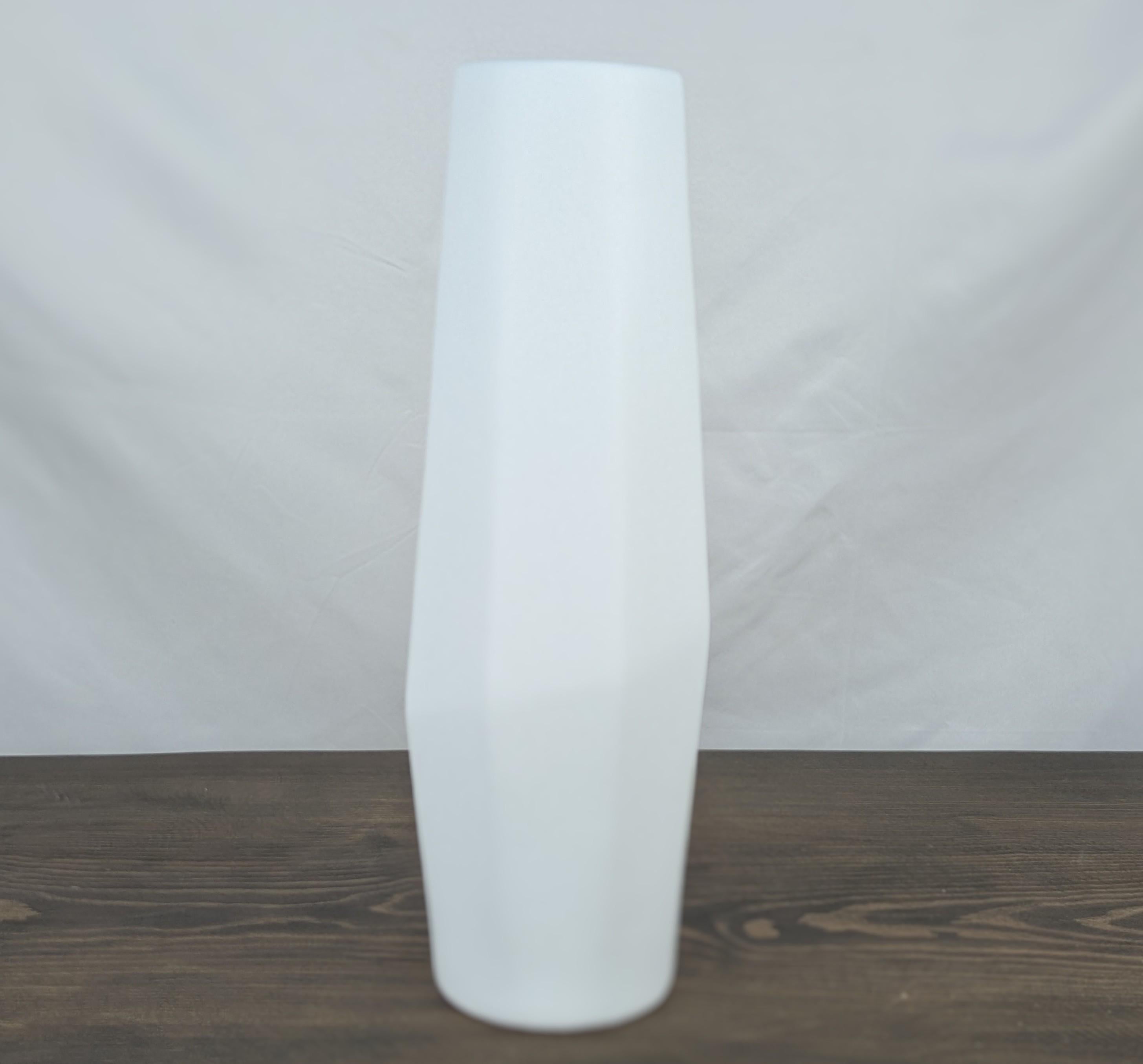 Ваза Nana Ceramics Спектр муар 40 см Белый