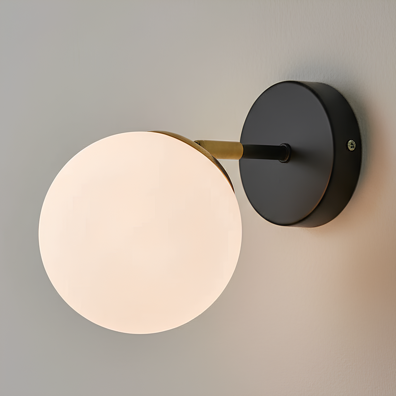 Бра Sirius с поворотным плафоном из стекла под лампу Е14 Черный/Медный (G 74542/1W CP+Matte Black)