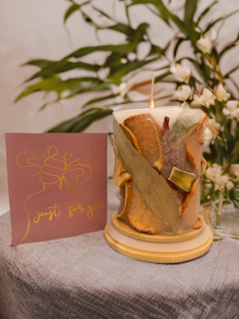 Свічка з фруктами 8х10 см 500 г (29537915)