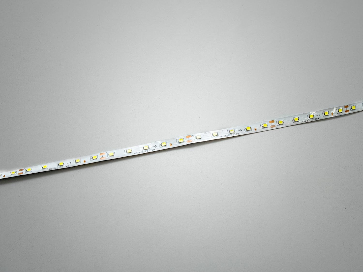 Светодиодная лента для люстр 16W/m strip 1 col 2p 3000K. Светодиодная лента для люстр 16W/m strip 1 col 2p 3000K.