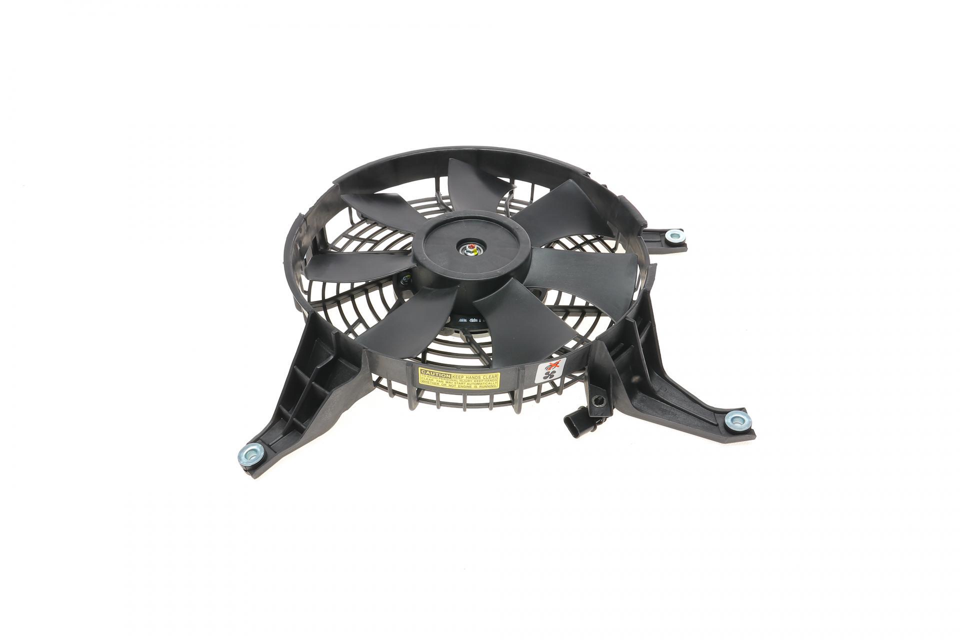 Вентилятор радиатора Mitsubishi Pajero 2,5D/3,2D/3,5 00-07 с диффузором (47468)