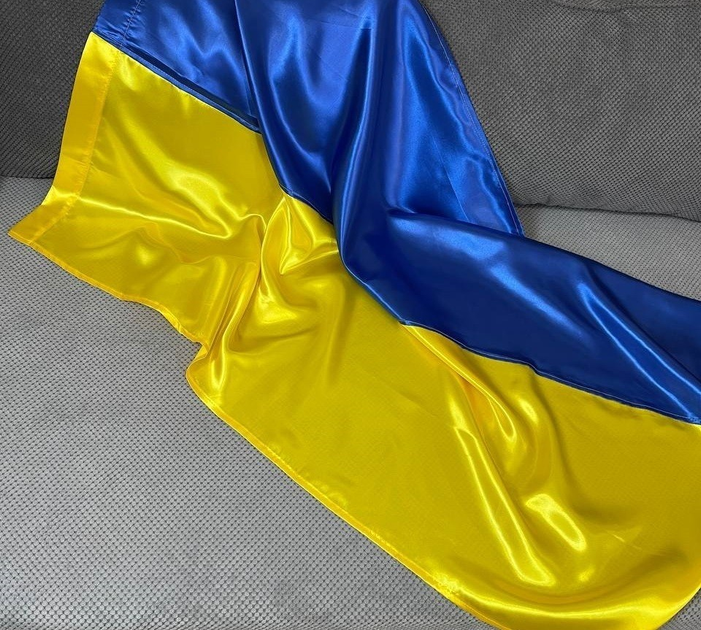 Флаг Украины атласный во флагшток 90х140 см (28410776) - фото 5 Флаг Украины атласный во флагшток 90х140 см (28410776) - фото 5