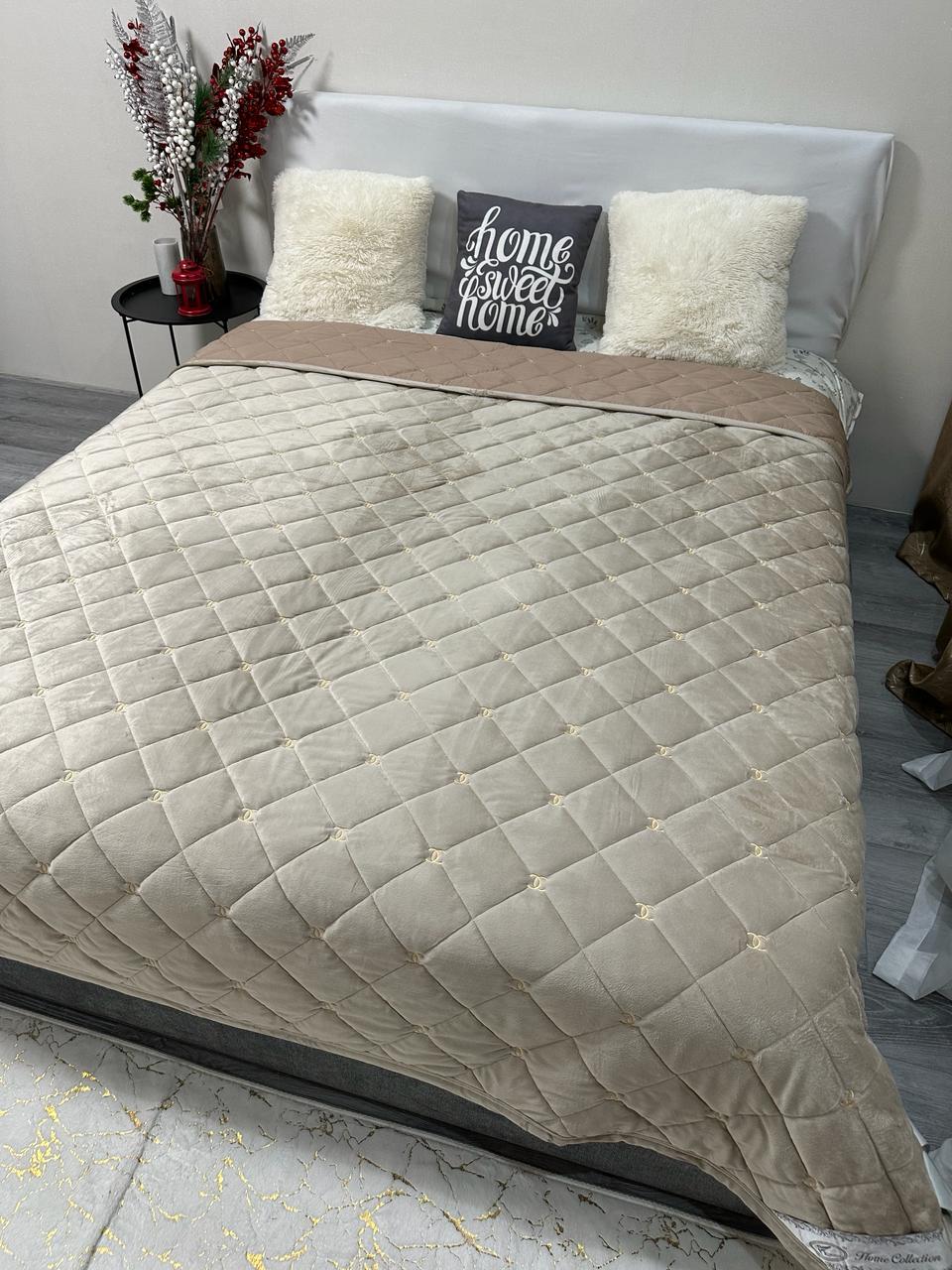 Покривало на ліжко велюрове євро 220x240 см Бежевий (28821663) - фото 8 Покривало на ліжко велюрове євро 220x240 см Бежевий (28821663) - фото 8