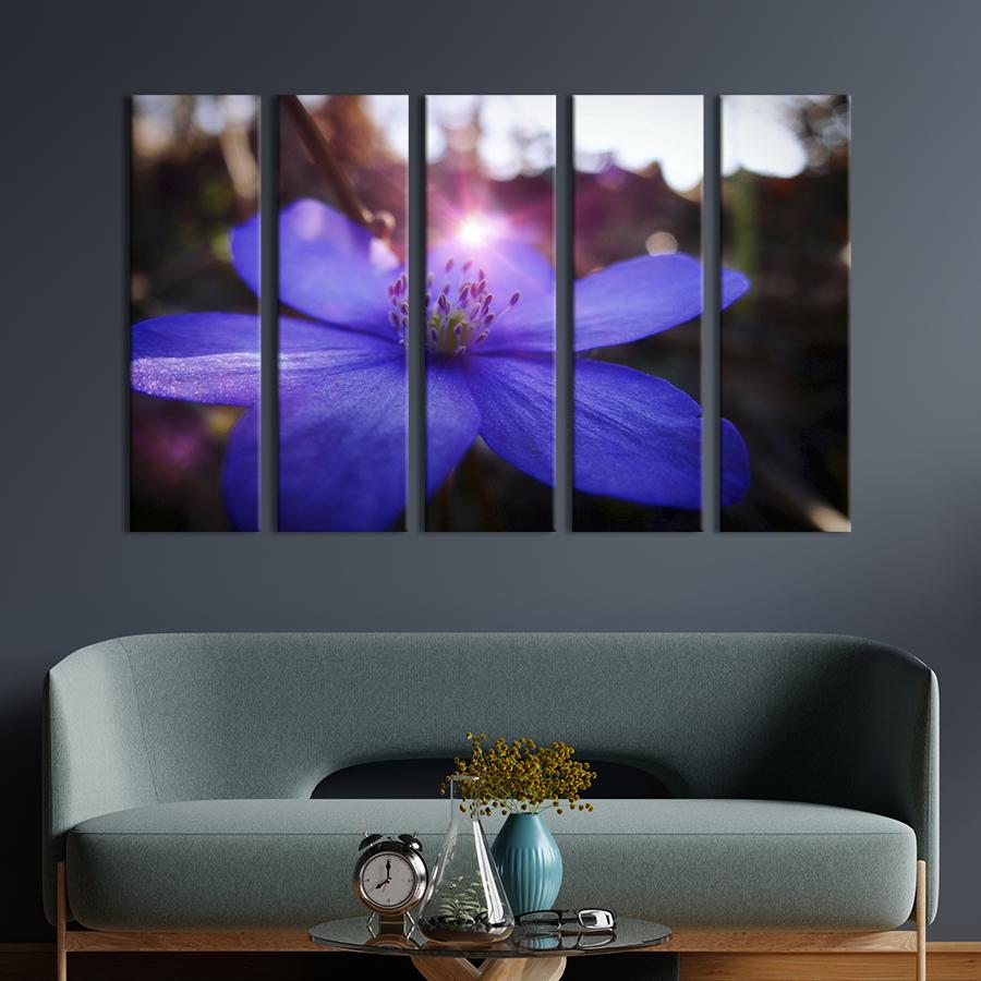 Картина на холсте Голубой цветок в саду 87x50 см (827-51)