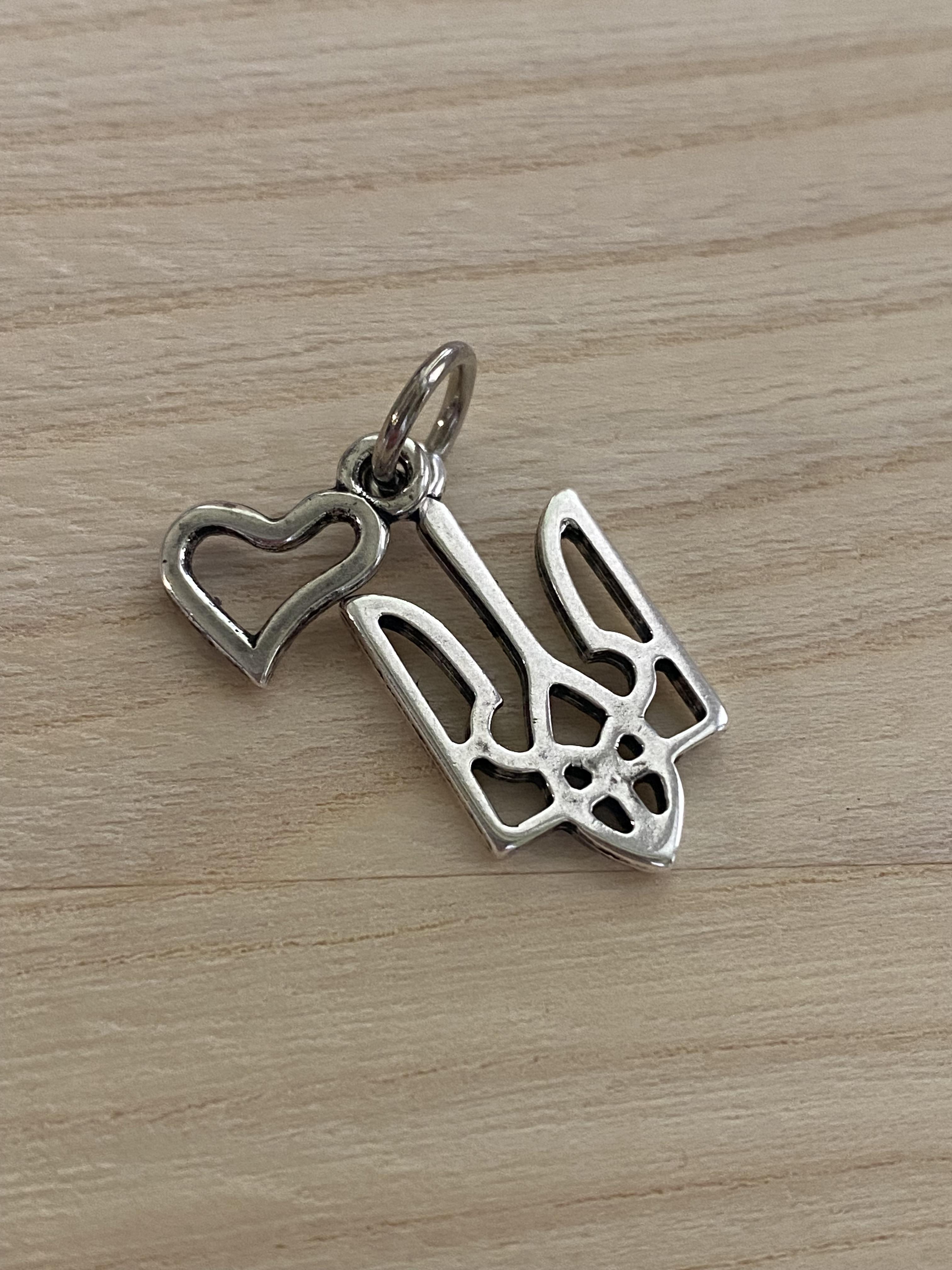 Подвес Герб с сердцем - фото 4 Подвес Герб с сердцем - фото 4