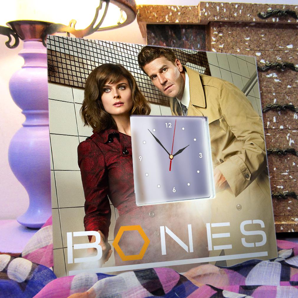 Часы Сериал "Bones" 260x260 мм (C04392) - фото 3 Часы Сериал "Bones" 260x260 мм (C04392) - фото 3