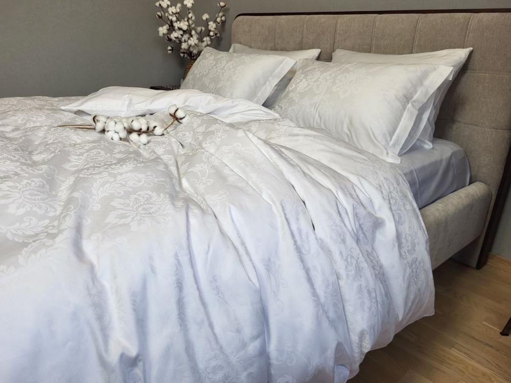 Комплект постельного белья Мир сатин жаккард Premium евро/наволочки 50х70/70х70 см Tiara White (6130) - фото 2