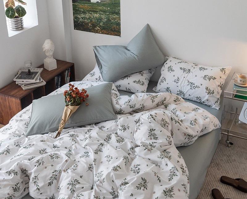 Комплект постельного белья Цветущие веточки евро бязь 240х220 см (Glux-5047/WP/E)