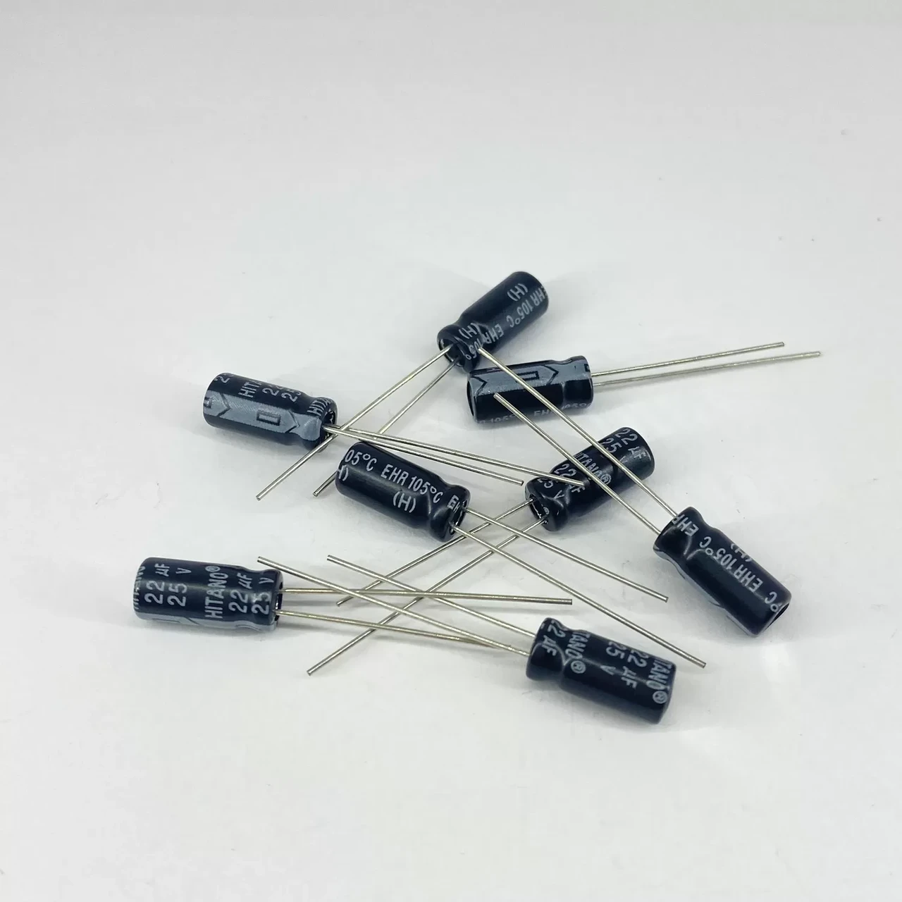Конденсаторы электролитические HITANO 22 мкф 25V 5x11 мм 105 °C (1947114405)