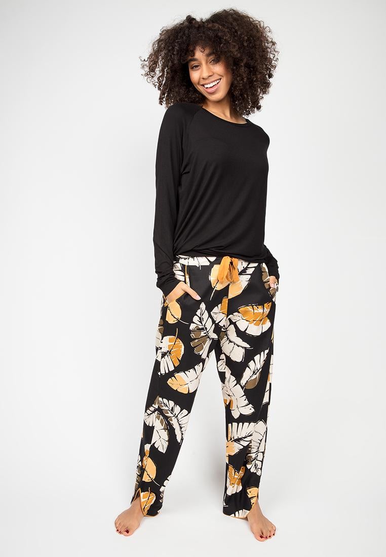Пижама женская CYBERJAMMIES Annie 4923-4914 10 S Черный (5051877361928)