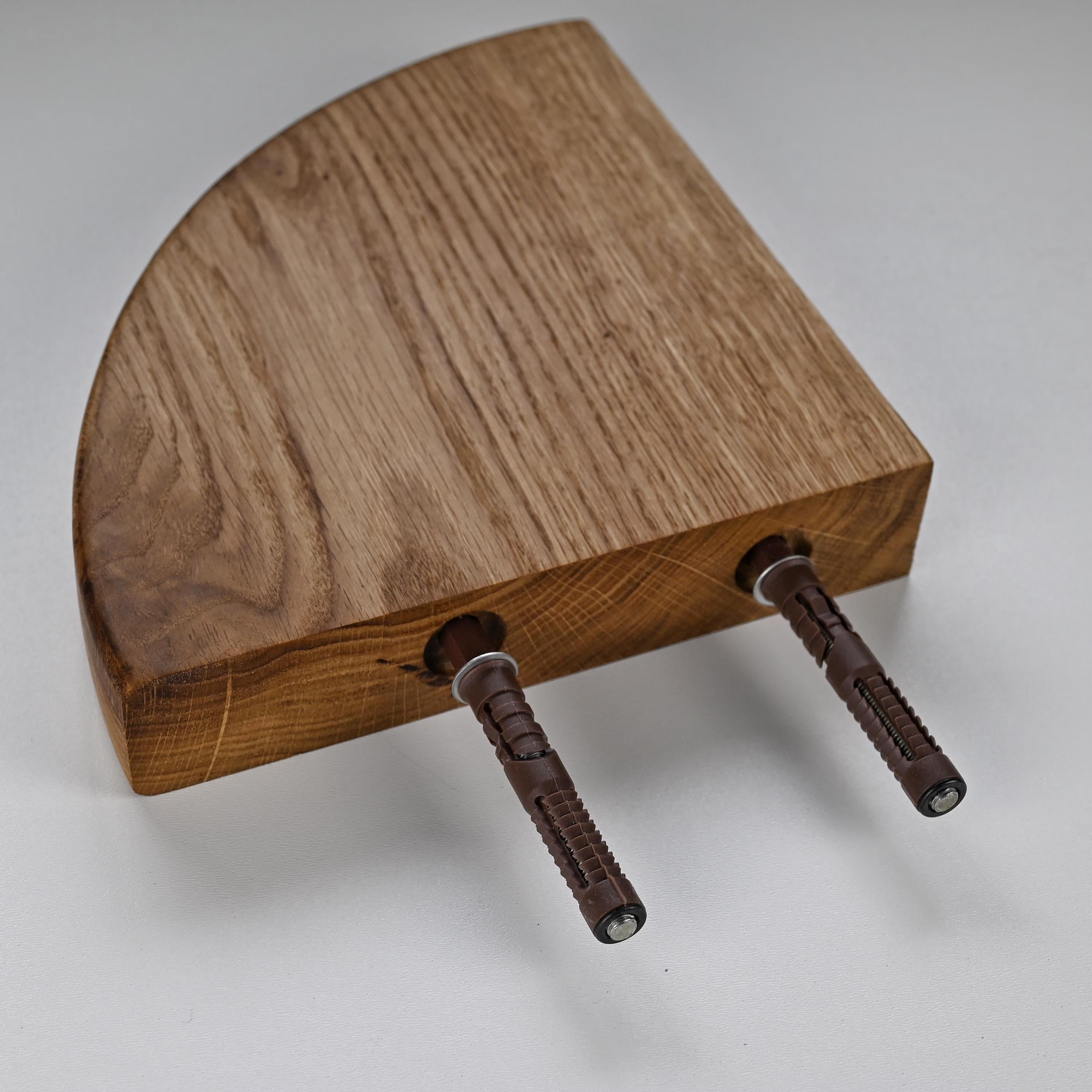 Полка угловая настенная скрытого монтажа ⌀18 см 1 шт. ясень