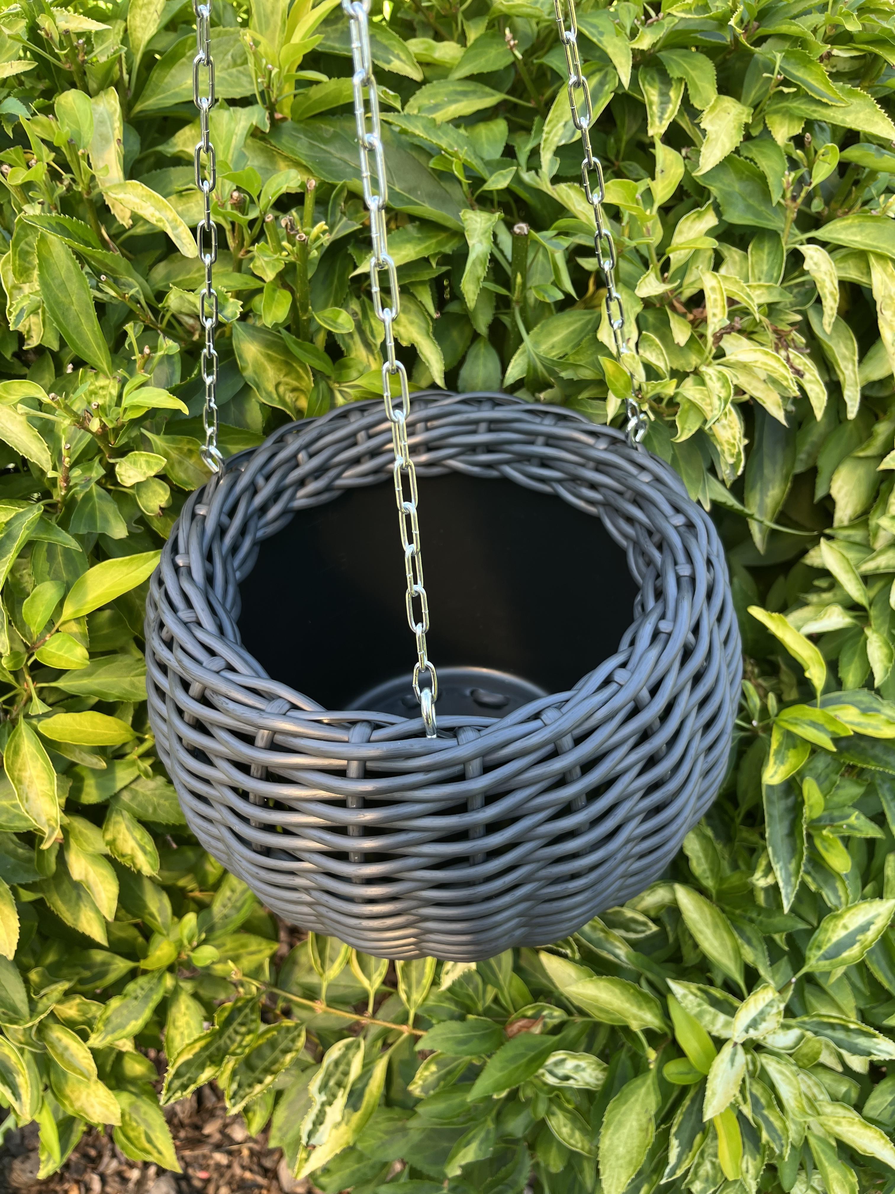 Кашпо подвесное для цветов из искусственного ротанга 5 л Графит (27921710) - фото 2 Кашпо подвесное для цветов из искусственного ротанга 5 л Графит (27921710) - фото 2