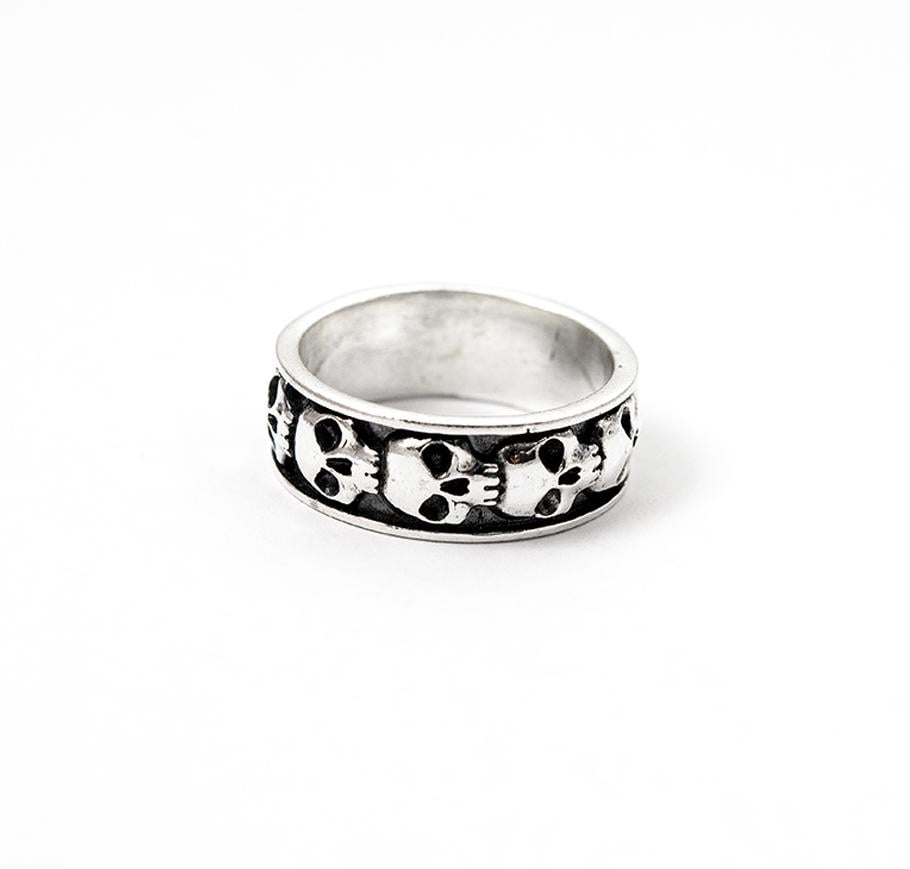 Кольцо с черепами Maxi Silver 8007 SE р. 20 (8800782)