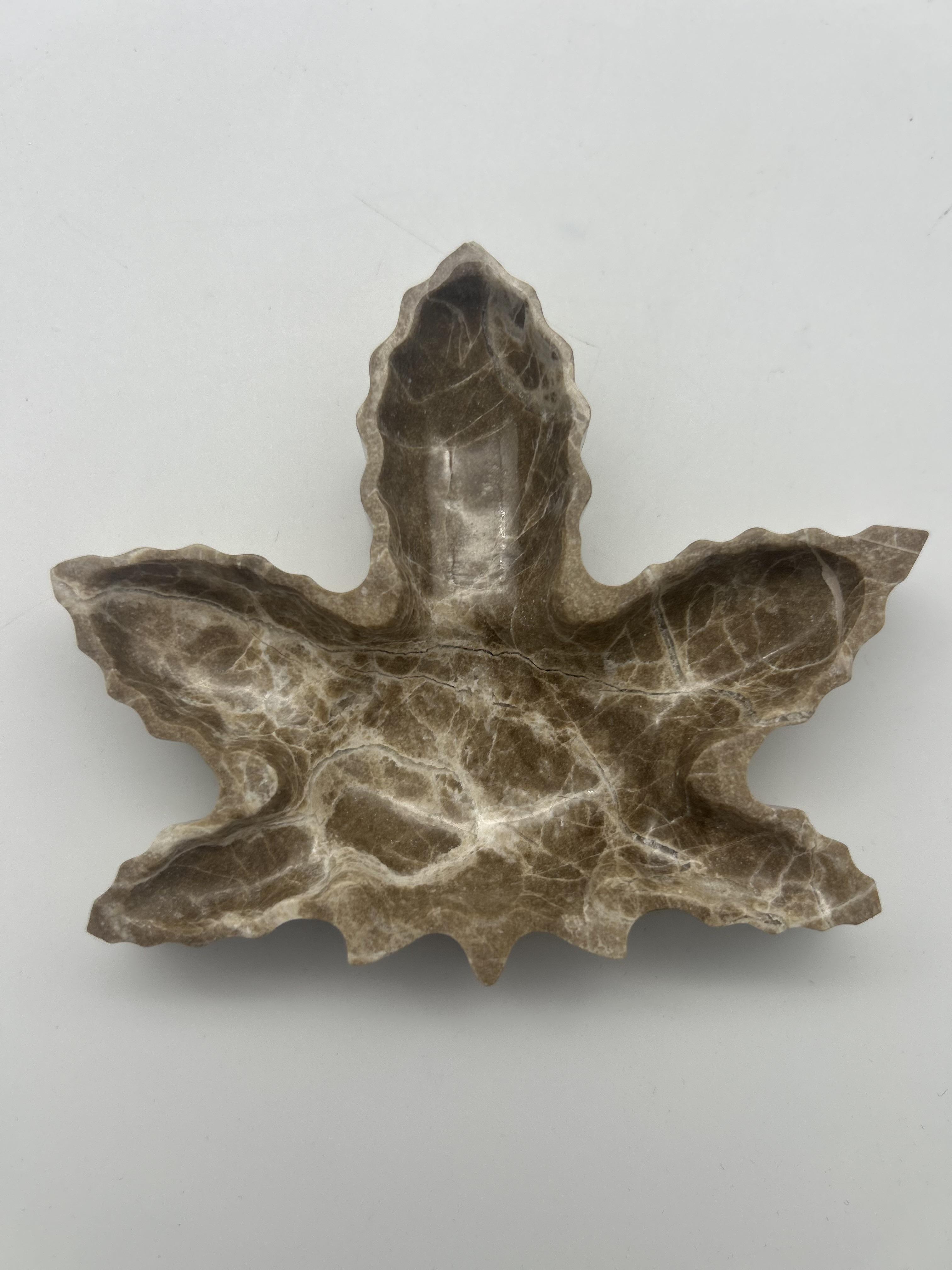 Попільничка мармурова Листок Білий (6277219) - фото 5