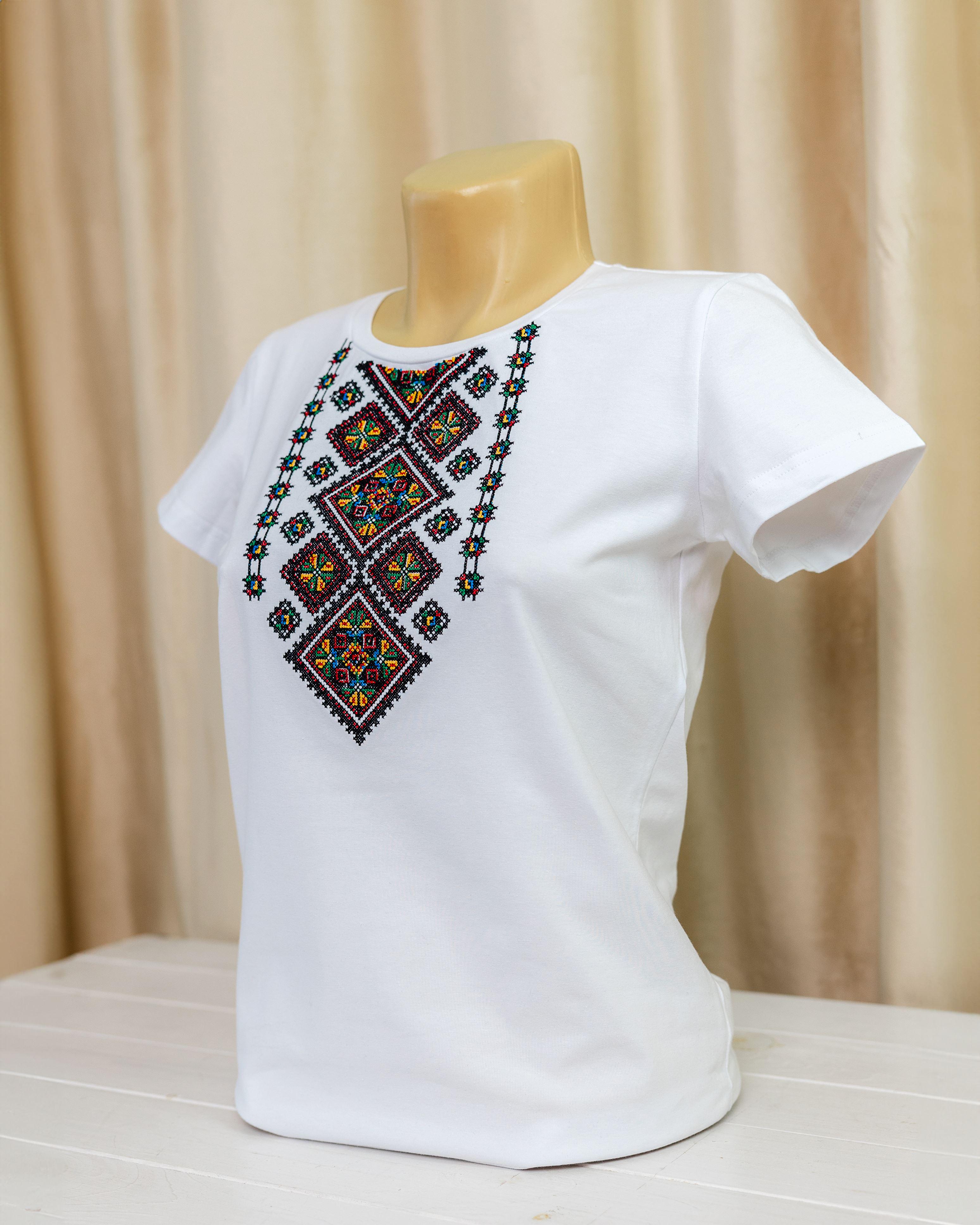 Футболка с вышивкой женская Елена S Белый (0002159) - фото 4