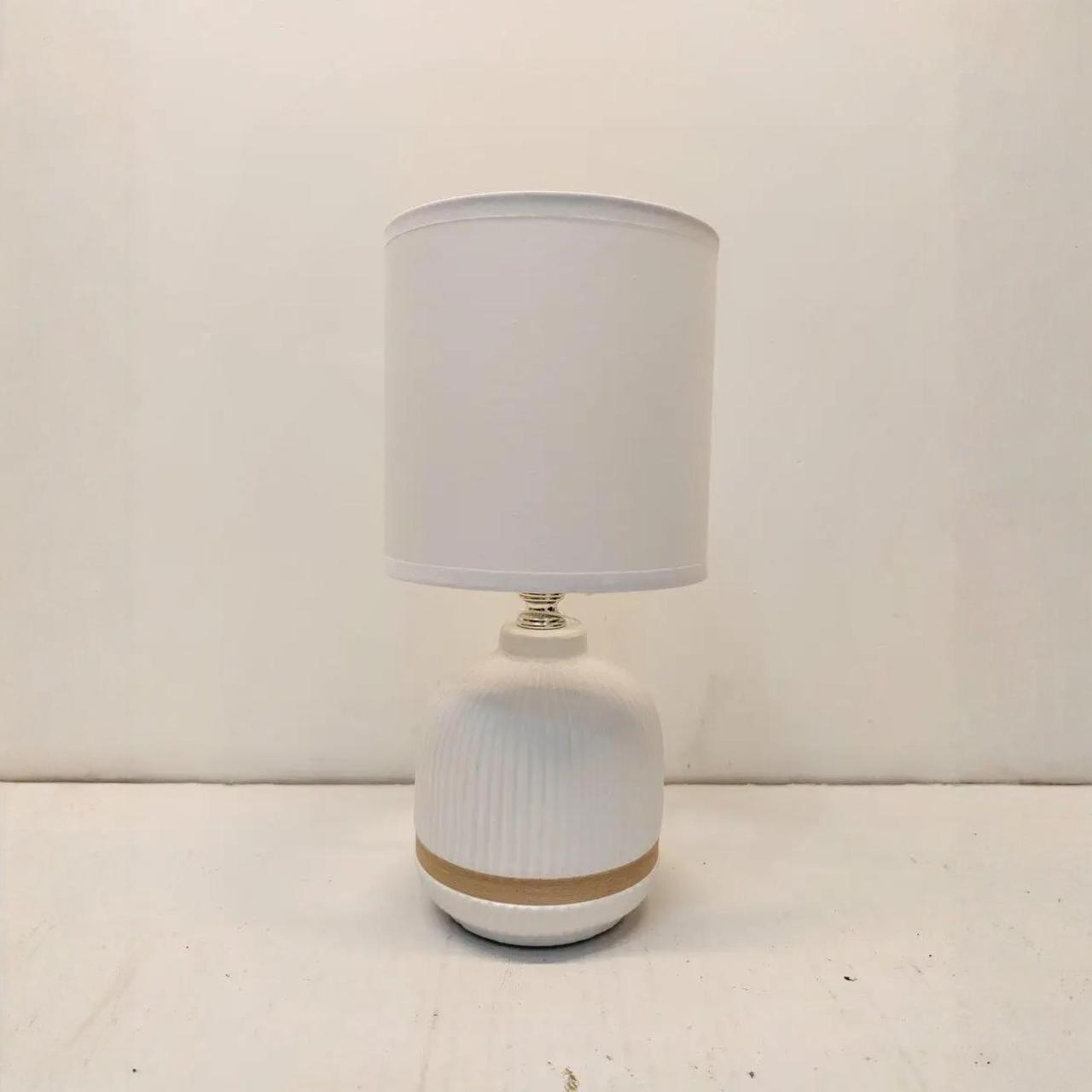 Настольная лампа Valeso с керамическим основанием под лампу Е14 Белый (HS8876 WHITE)