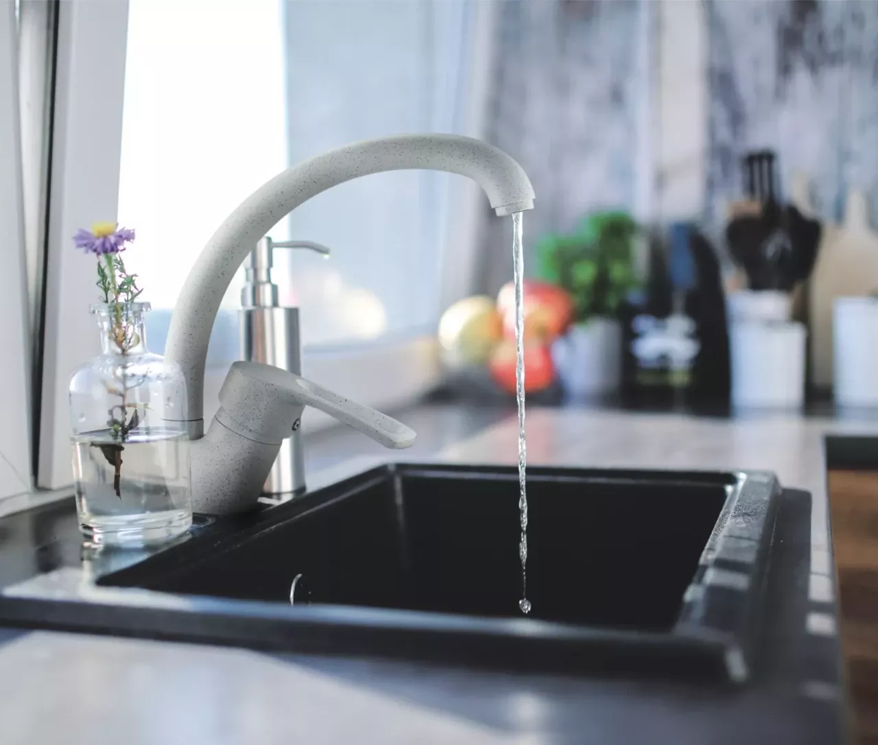 Змішувач для кухні Wezer YUB4-181 White (SQ-1036627) - фото 2