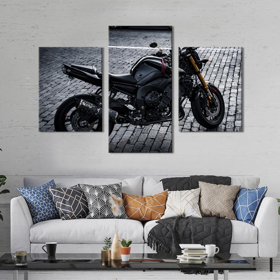 Картина на холсте триптих Брутальный мотоцикл Yamaha FZ1 66x40 см (1379-32)