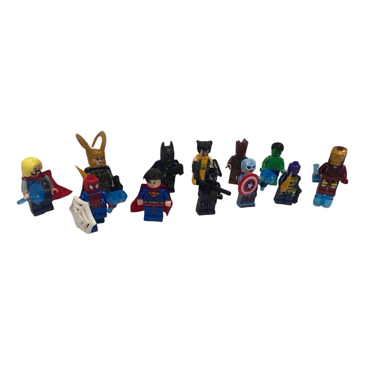 Игровые фигурки Мстители 12 шт. с оружием (25-161/Д)