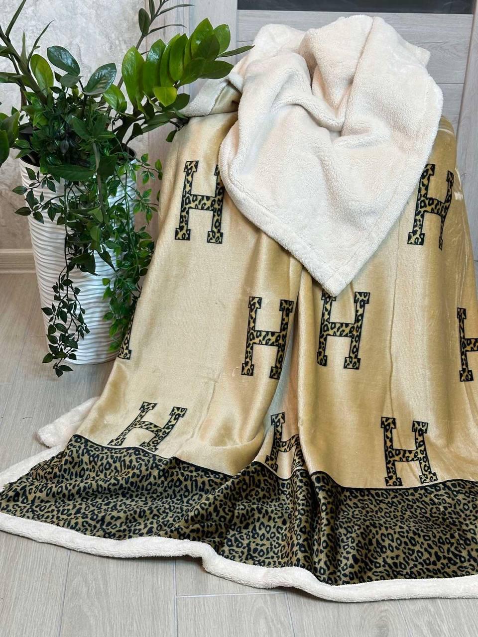 Плед велюровий на еко-овчині євро 200x220 см Бежевий (П4К-al25-brand-007)