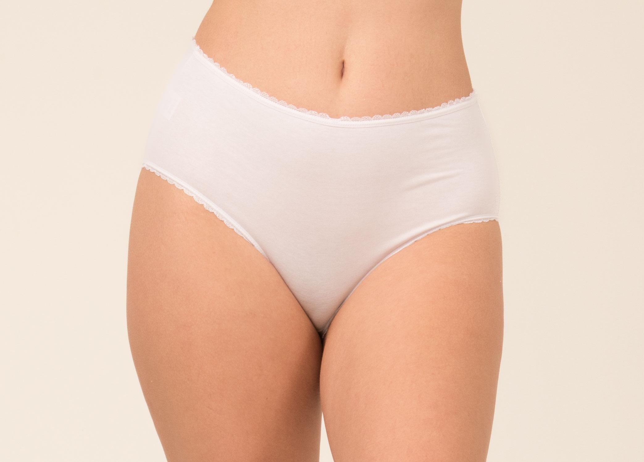Трусы женские Наталюкс M Белый (4627063200031)