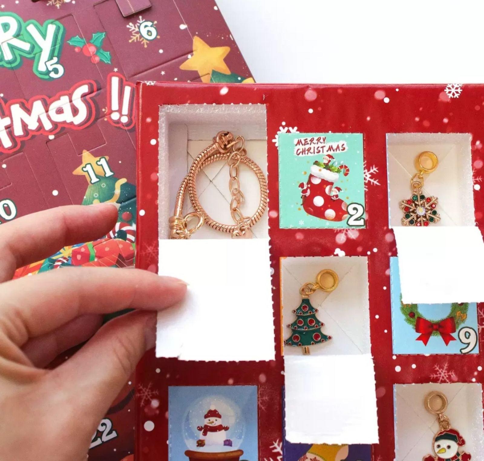 Адвент-календарь рождественскийдля девочек с браслетами и подвесками (29519875) - фото 2 Адвент-календарь рождественскийдля девочек с браслетами и подвесками (29519875) - фото 2