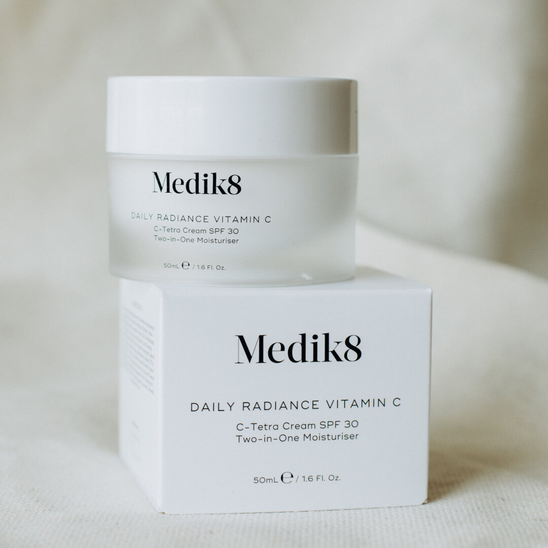 Крем дневной Medik8 DAILY RADIANCE VITAMIN C с витамином C и SPF 30 (BQ-018) Крем дневной Medik8 DAILY RADIANCE VITAMIN C с витамином C и SPF 30 (BQ-018)