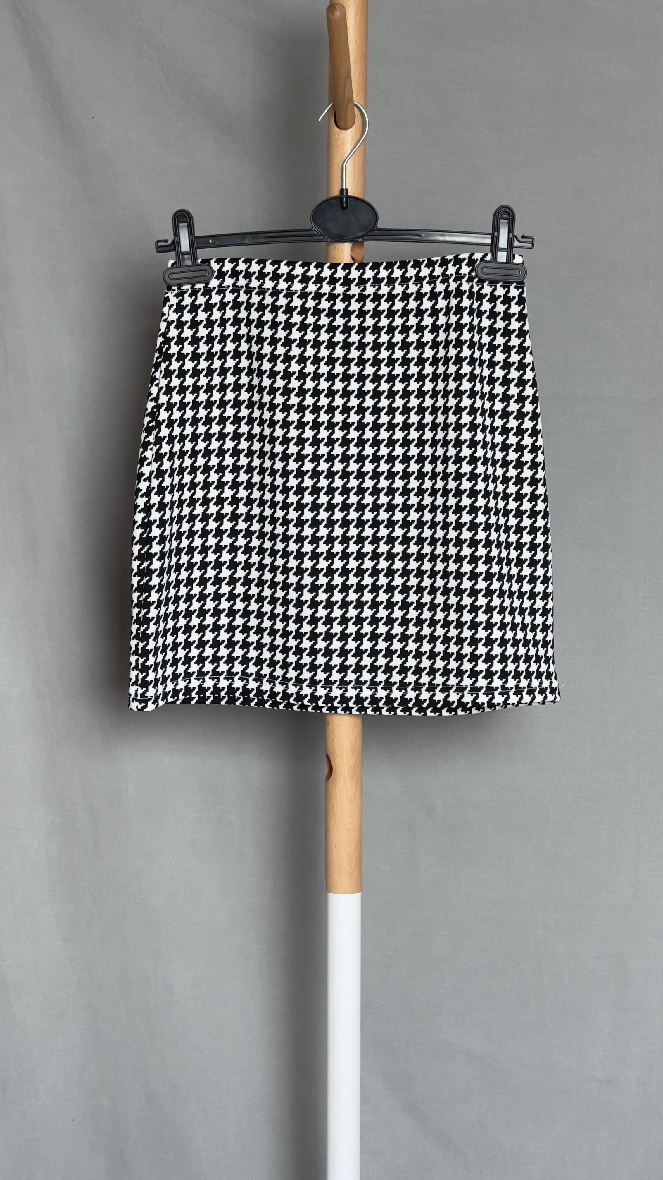 Спідниця Shein принт гусяча лапка S Чорно-білий (9130636) - фото 4 Спідниця Shein принт гусяча лапка S Чорно-білий (9130636) - фото 4