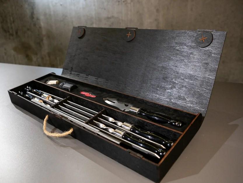 Набор для пикника Grills на 4 персоны Черный