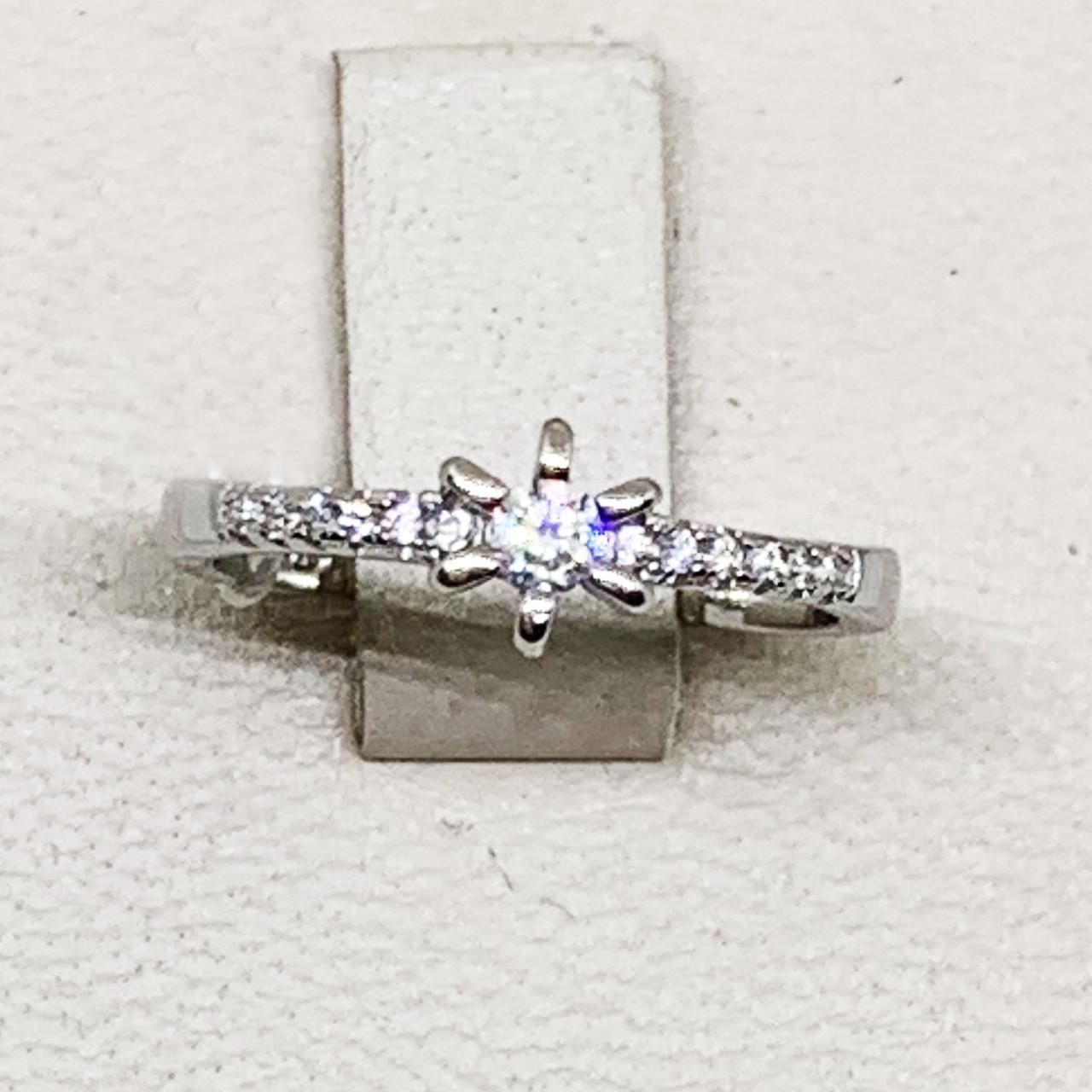 Кольцо серебряное с кубическим цирконием р. 15,5 1,58 г (1718384664)