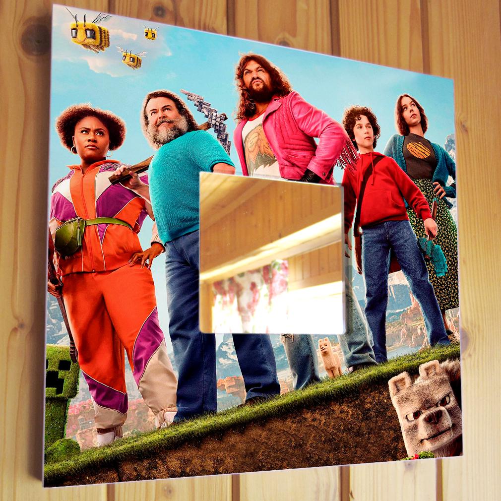 Зеркало декоративное Фильм 'Майнкрафт' 260х260 мм (M04615) Зеркало декоративное Фильм 'Майнкрафт' 260х260 мм (M04615)