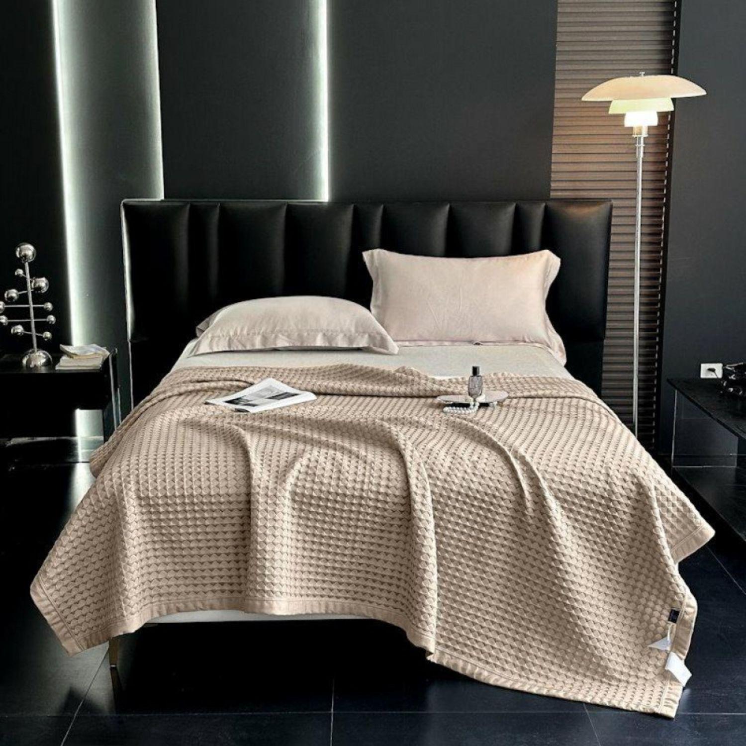 Одеяло-плед летнее Холодок с охлаждающим эффектом Темно-бежевый (7254) Одеяло-плед летнее Холодок с охлаждающим эффектом Темно-бежевый (7254)