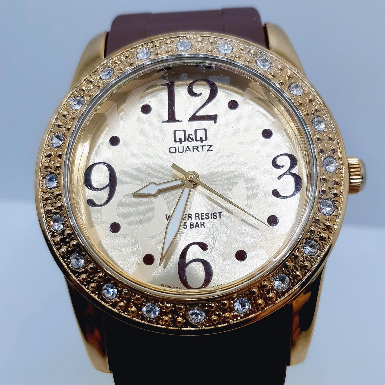 Наручний годинник жіночі Q&Q кварцовий силіконовий ремінець (Q738J103) - фото 2 Наручний годинник жіночі Q&Q кварцовий силіконовий ремінець (Q738J103) - фото 2