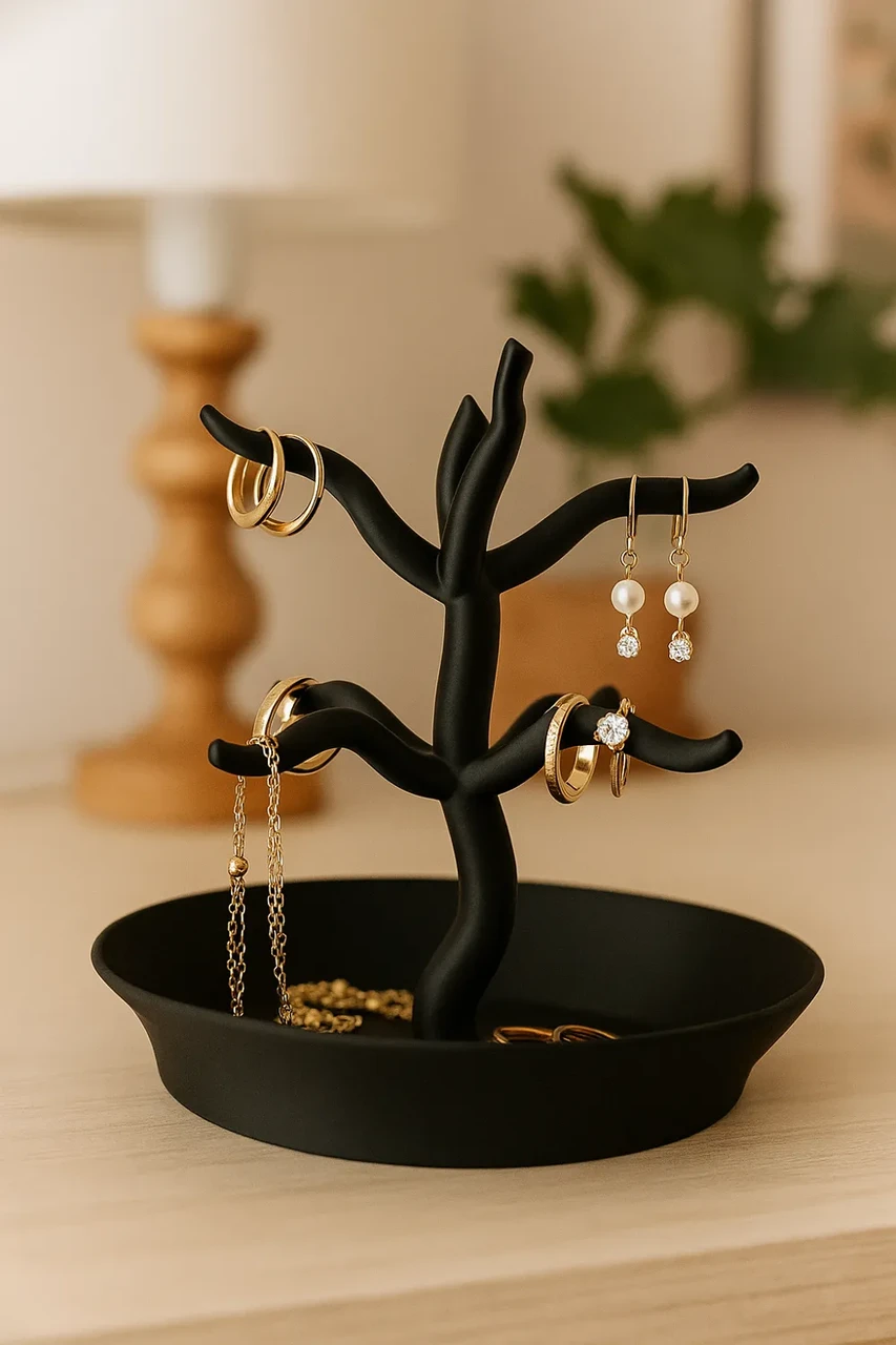 Підставка для прикрас Дерево 9,5х12,5х11 см Матовий чорний (2902688651) Підставка для прикрас Дерево 9,5х12,5х11 см Матовий чорний (2902688651)