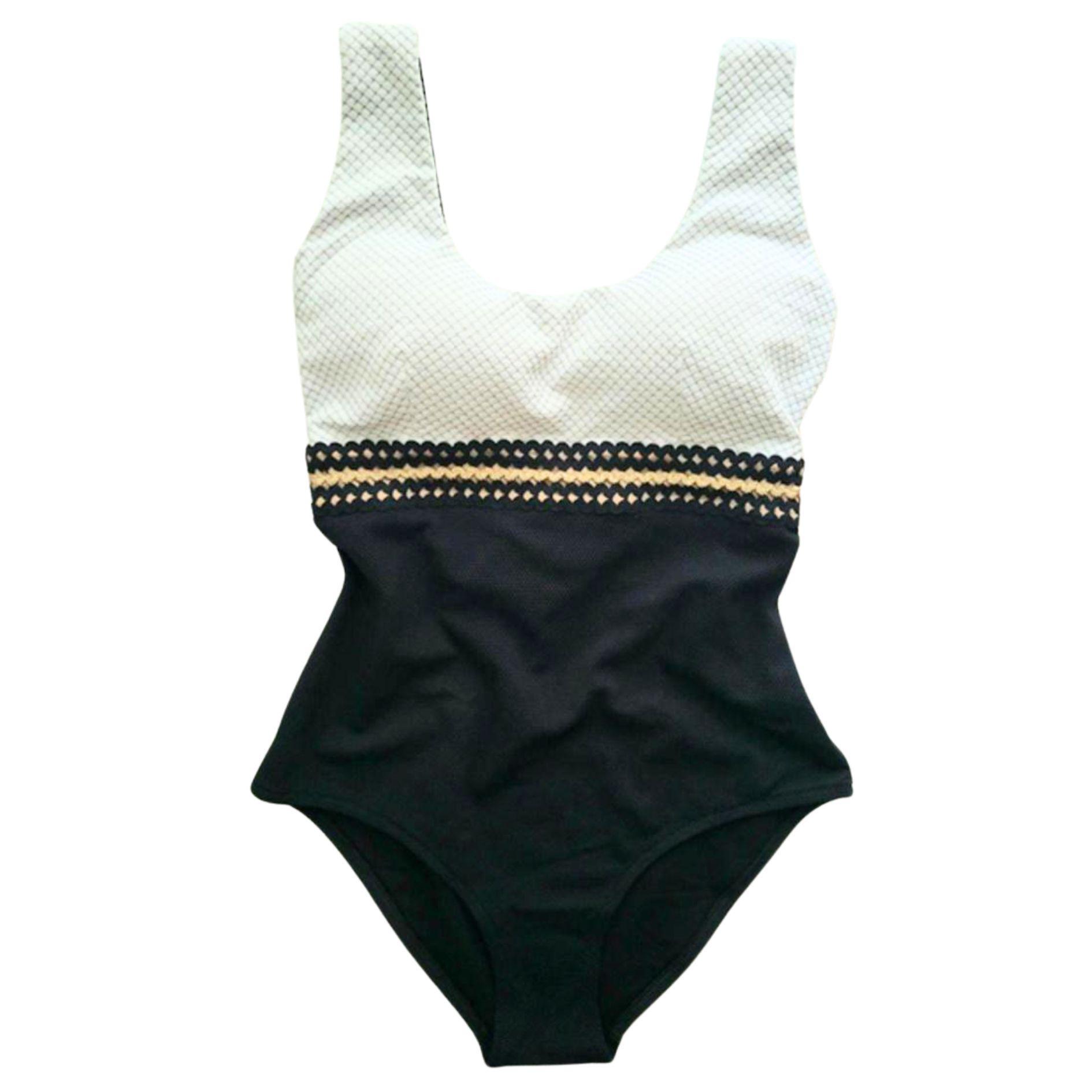 Купальник Toccata Alice PSw/1 цельный с формованной чашкой и встроенным пуш-ап р. 38 Черный с белым