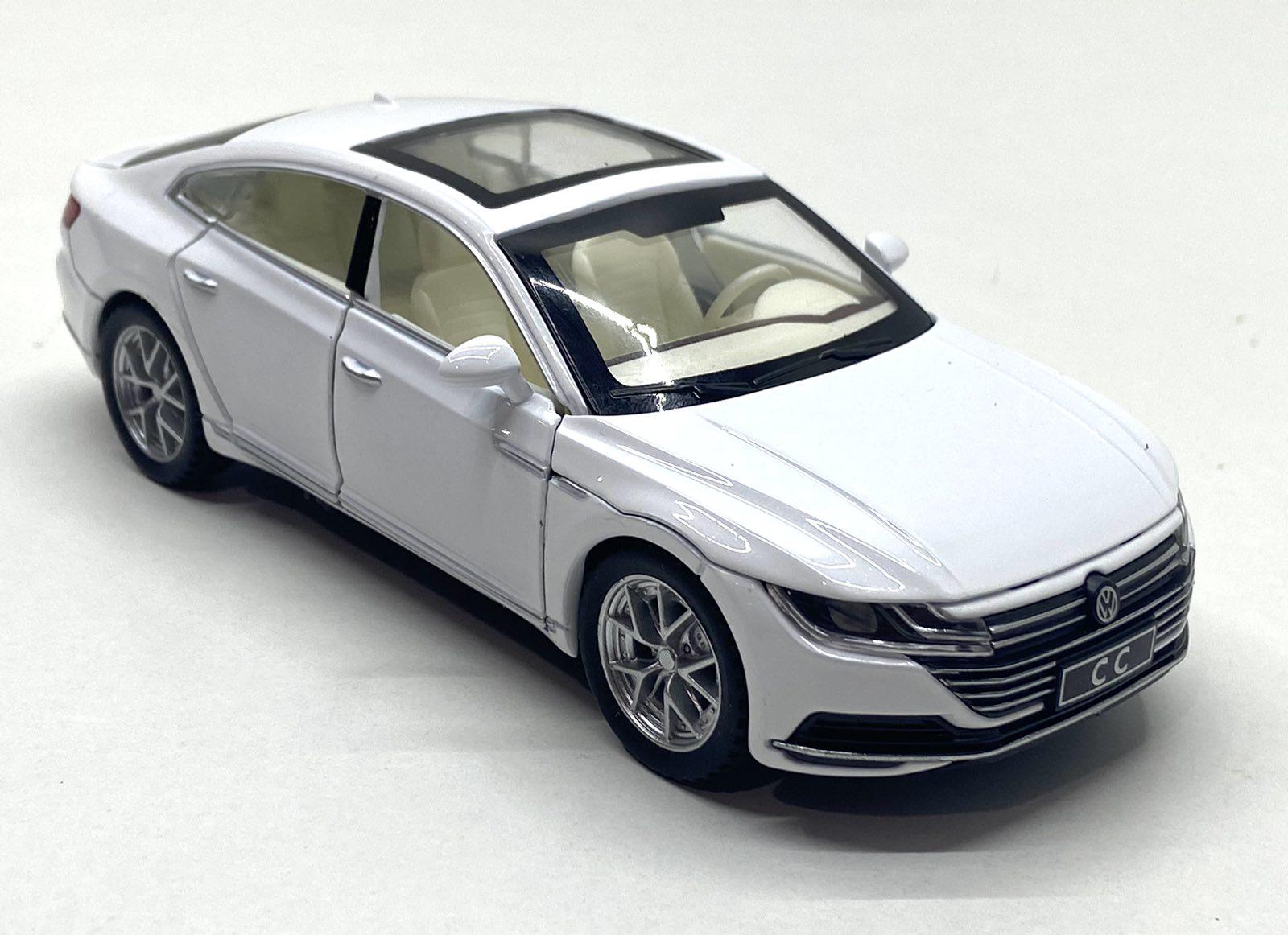 Машинка металлическая TK Union Group Volkswagen Passat CC 1:32 свет/звук Белый (GT-01200)