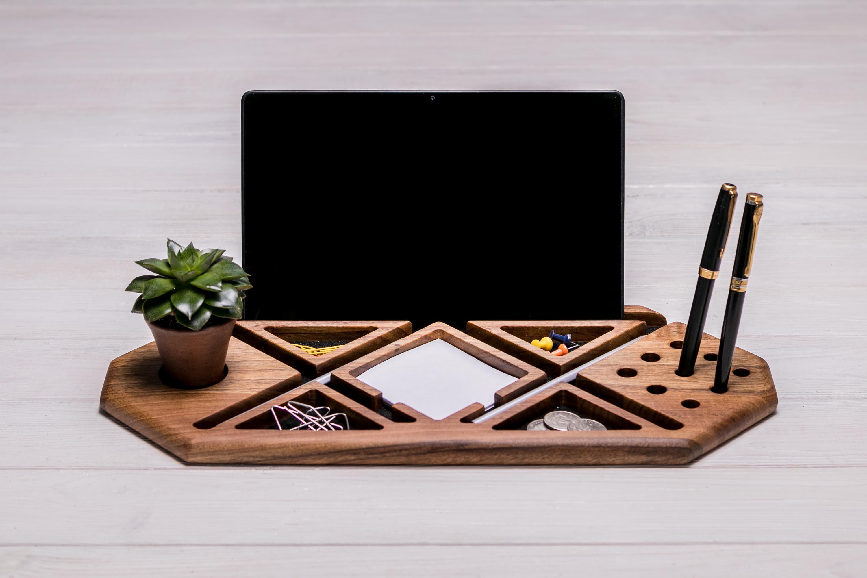 Органайзер офисный настольный EcoWalnut Сукулент для канцелярии с персональным гравированием (EW-27)
