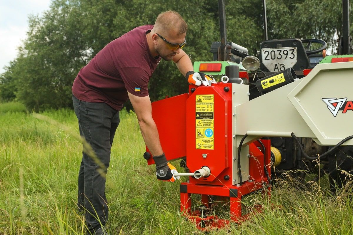 Подрібнювач гілок Arpal на шматки дров до трактора (АМ-120ТР) - фото 9 Подрібнювач гілок Arpal на шматки дров до трактора (АМ-120ТР) - фото 9