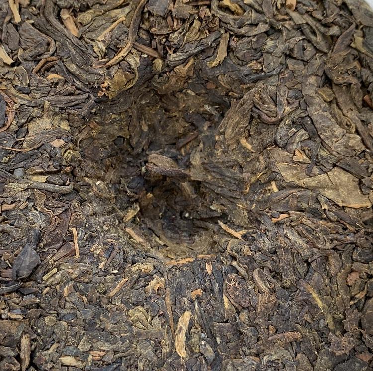 Чай Шен пуэр Liu Nian 2018 года блин 100 г - фото 3 Чай Шен пуэр Liu Nian 2018 года блин 100 г - фото 3